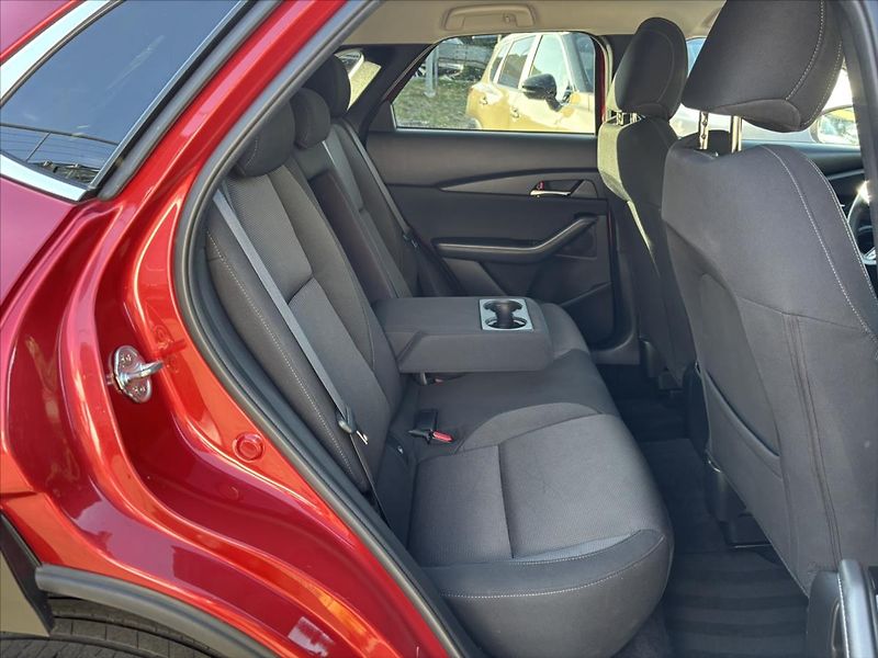 Mazda CX-30 2,0 i 137kW AT GT Plus CARPLAY - fotka 15 z 47