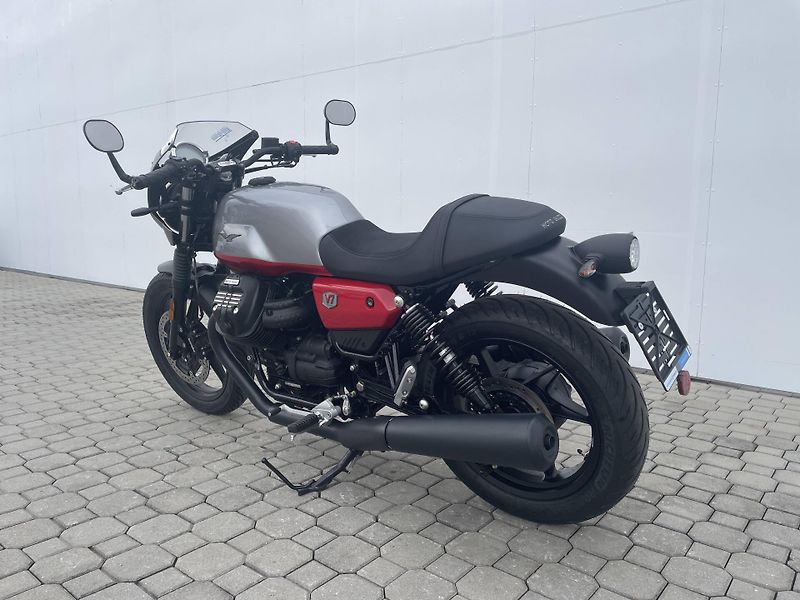 Moto Guzzi (2026) V7 Stone Corsa EU5 - fotka 6 z 10