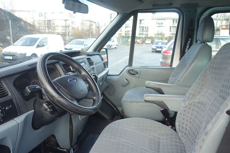 Ford Transit 2,2TDCi - fotka 20 z 33