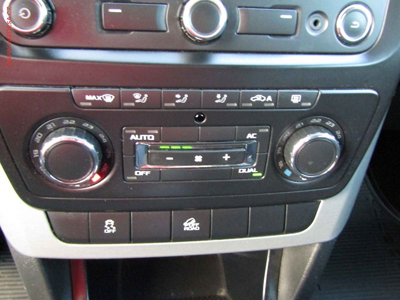 Škoda Yeti (2011) 2.0 TDi 4x4, Experience, DSG - fotka 16 z 20