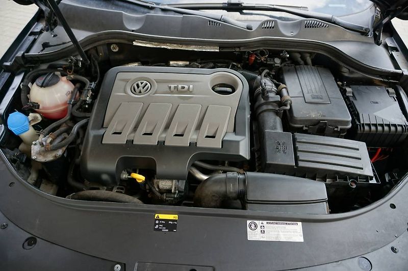 Volkswagen Passat (2014) 2,0 Comfort - fotka 34 z 34