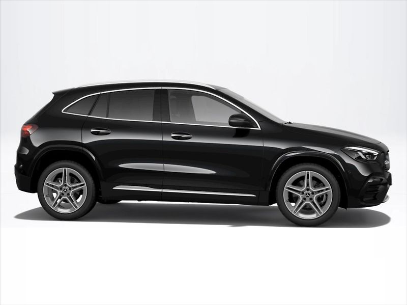 Mercedes-Benz GLA (2026) 1,3 180 Edition 140 Years - fotka 3 z 9