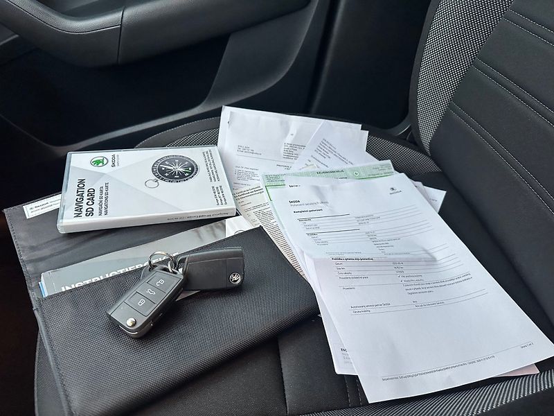Škoda Octavia (2019) 1.5TSi DSG,  PO SERVISU - fotka 15 z 17