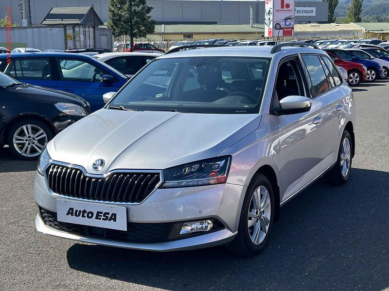 Škoda Fabia (2020) 1.0TSi, 2.maj,ČR, Style - fotka 3 z 16