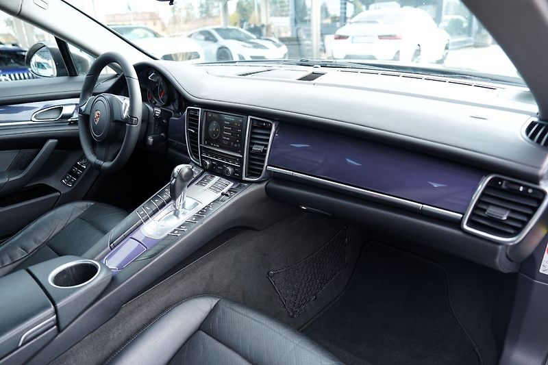 Porsche Panamera 3.6 V6/300PS/kůže/AT/xenony - fotka 24 z 37