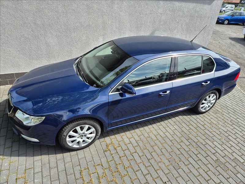 Škoda Superb 1,4 TSi 92Kw Klima ESP PDC - fotka 2 z 28