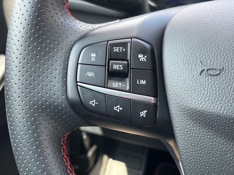 Ford Kuga (2024) ST-line HEV 2.5 112kW , 4x4, Č - fotka 20 z 27