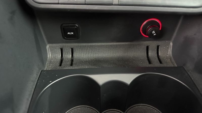 Audi A1 (2011) 1.4TFSi 90kW*Pano*Alu*PDC* - fotka 14 z 24
