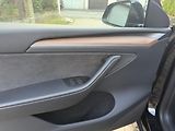 Tesla Model Y DUAL MOTOR-LONG RANGE-TAŽNÉ- - náhled 12