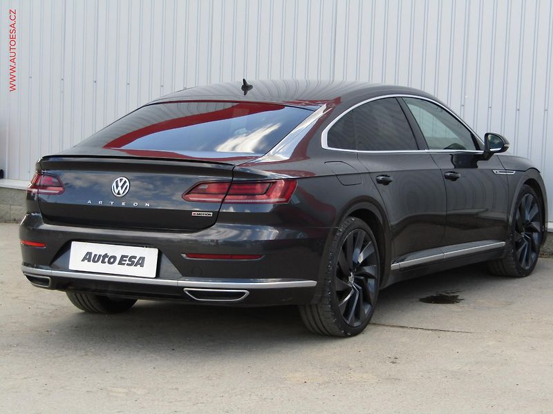 Volkswagen Arteon (2018) 2.0 TDi 4x4, ČR, R-Line - fotka 4 z 21