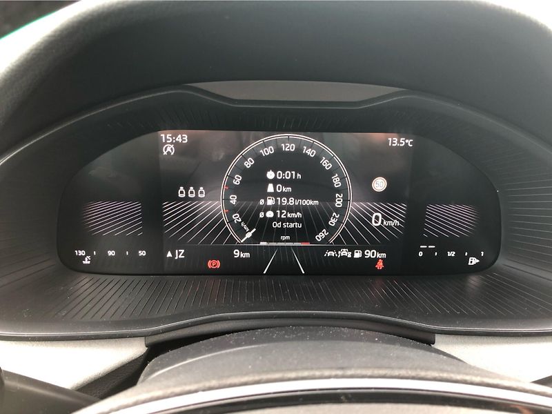 Škoda Scala 1,5 TSI - fotka 18 z 29
