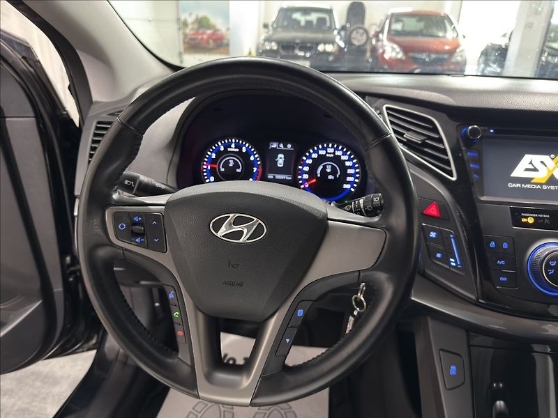 Hyundai i40 1,6   GDi KLIMA NAVI SERVIS ST - fotka 8 z 19