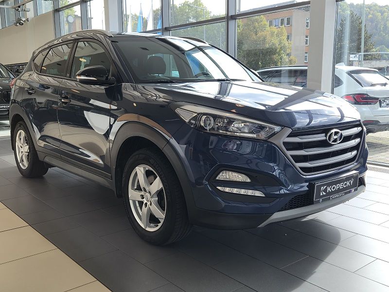 Hyundai Tucson 1.7 Trikolor Go! - fotka 3 z 27