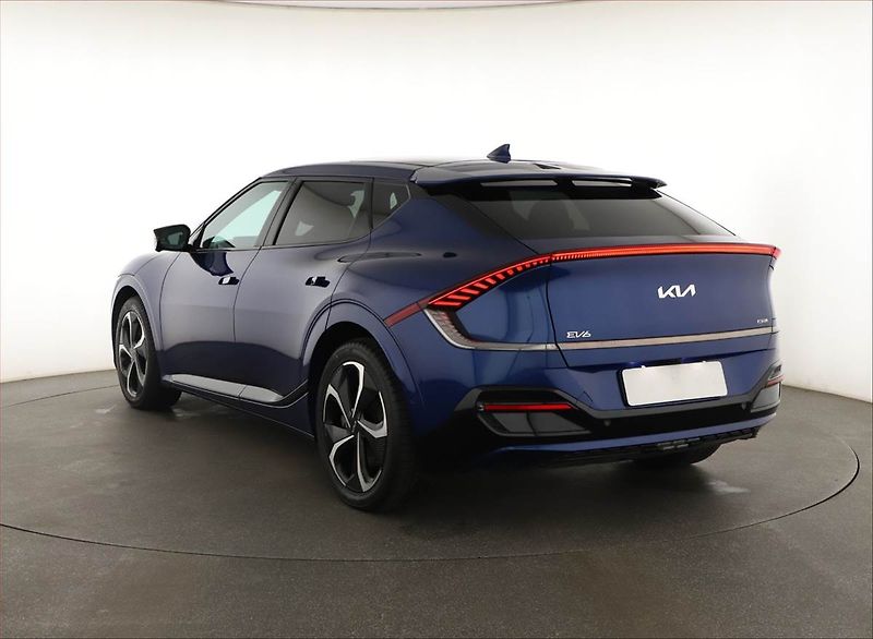 Kia EV6 (2023) AWD 77.4 kWh, SoH 100% - fotka 4 z 27