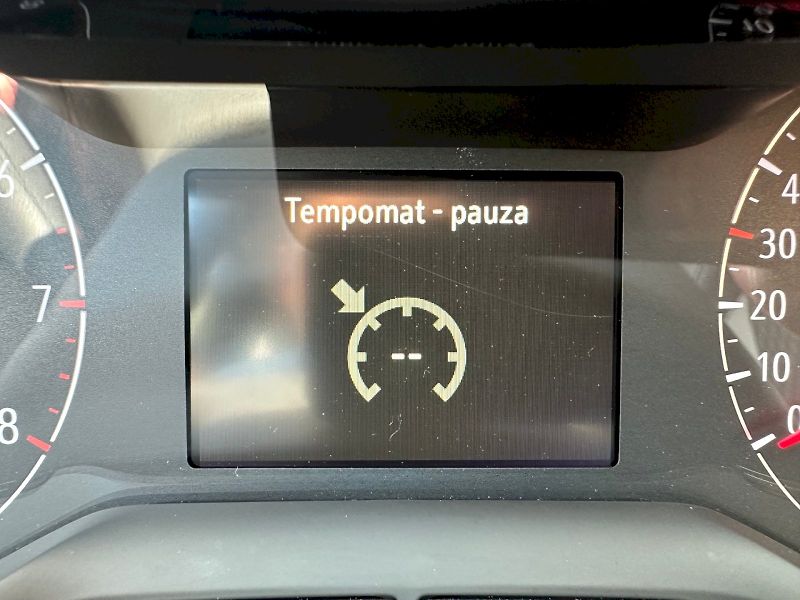 Opel Crossland X (2019) 1,2 / 81 KW / automat - fotka 16 z 30