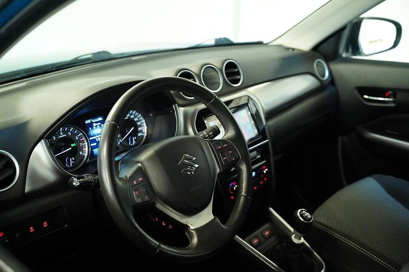 Suzuki Vitara - fotka 14 z 27
