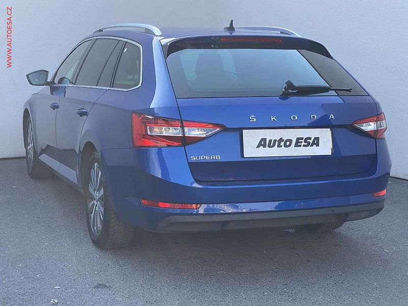 Škoda Superb (2022) 1.5 TSi, 2.maj,ČR, Style - fotka 6 z 19