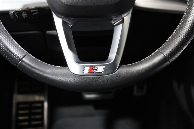Audi Q7 3,0 TDI quattro S-Line - fotka 33 z 36