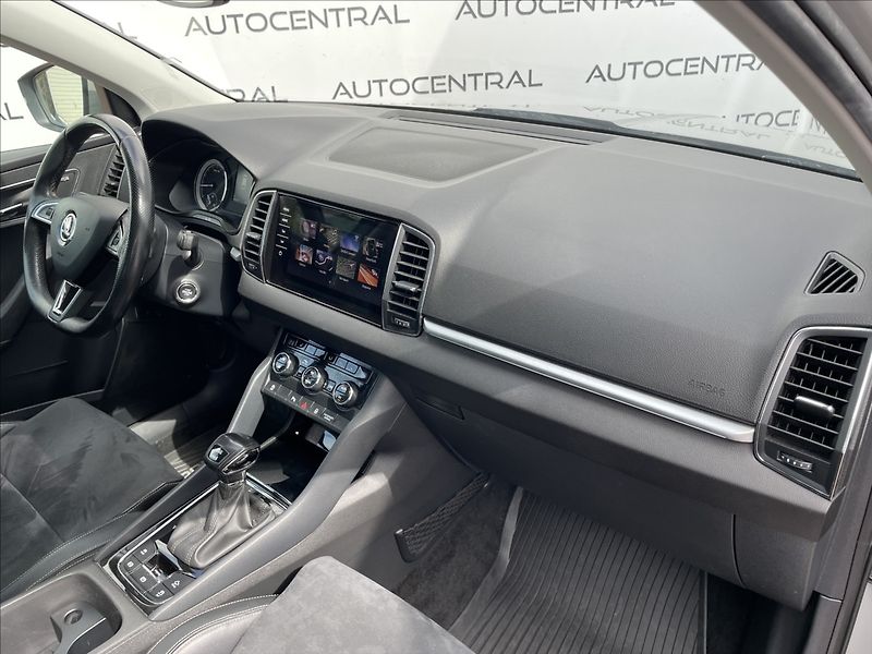 Škoda Karoq 2,0 2,0TDi,110kW,STYLE.,4x4,DS - fotka 25 z 35
