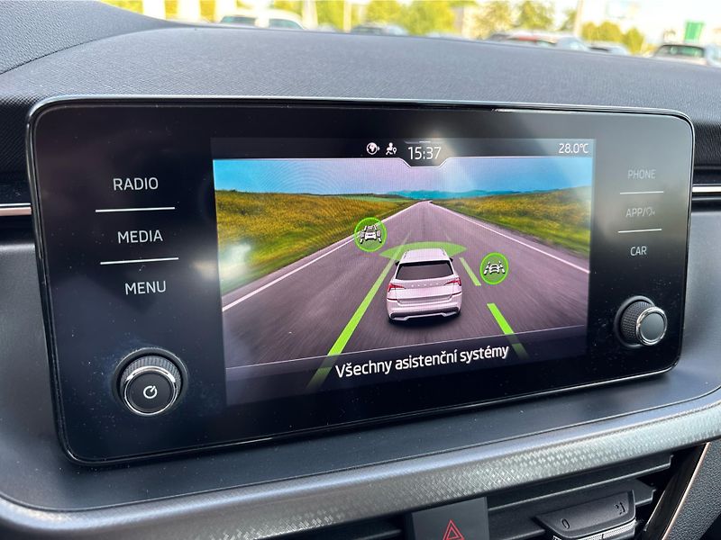 Škoda Kamiq 1.0TSi 81kW STYLE - fotka 15 z 28
