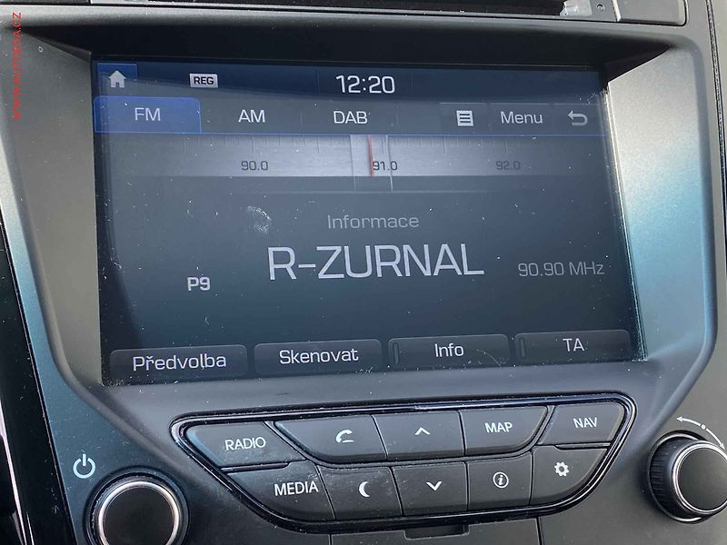 Hyundai i40 (2015) 1.7CRDi, 2.maj,ČR, Bixen - fotka 18 z 19