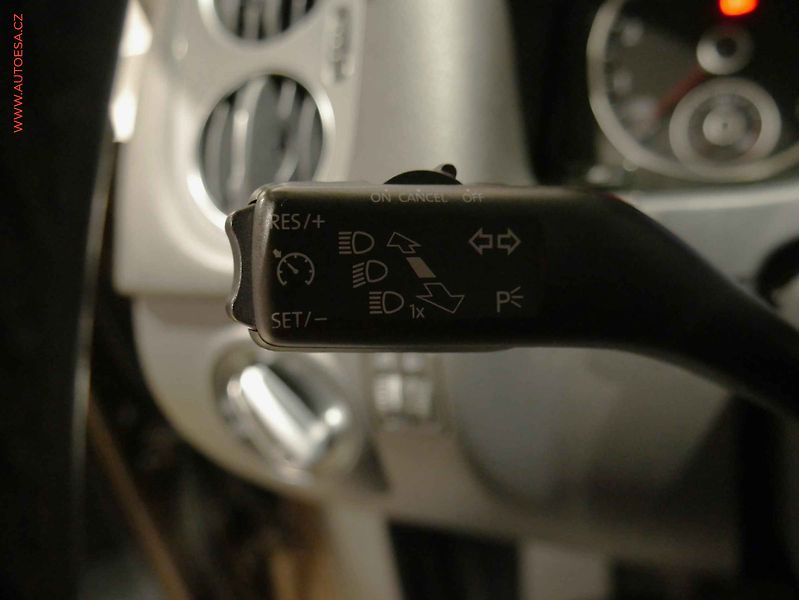 Volkswagen Tiguan (2011) 1.4 TSI, ČR, AC, temp - fotka 13 z 20