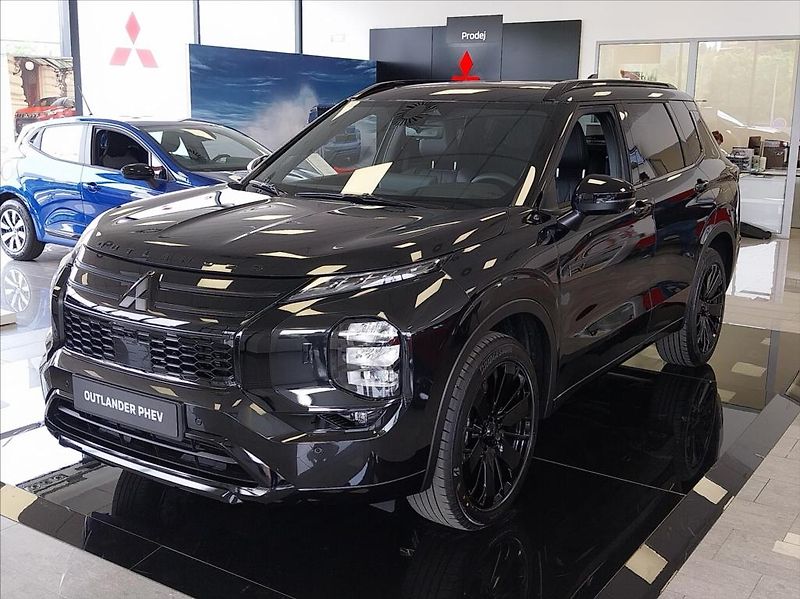 Mitsubishi Outlander (2026) 2.4 PHEV MY26  BLACK EDITION - fotka 1 z 8