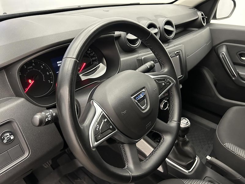 Dacia Duster 1.0 TCe Comfort - fotka 9 z 24