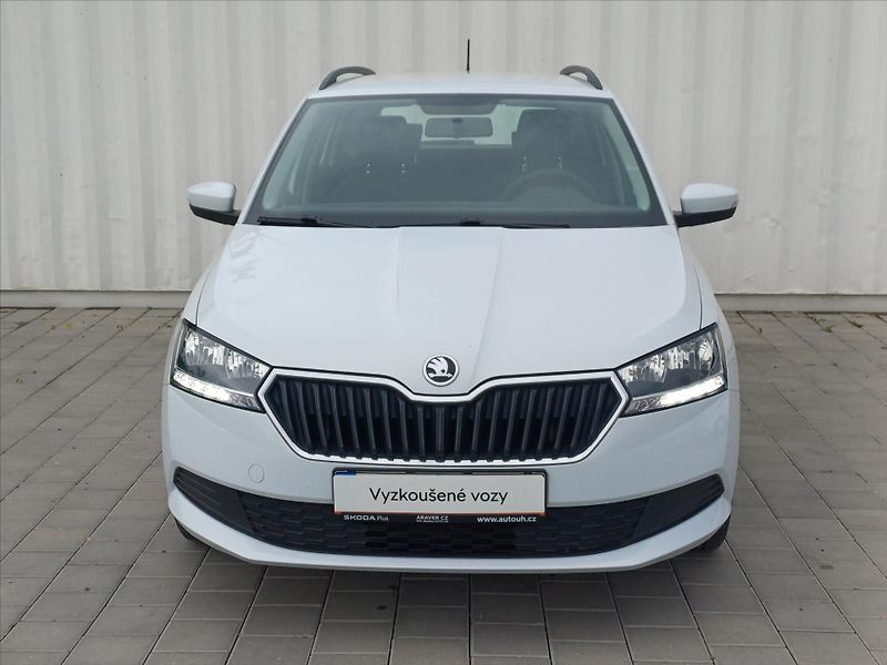 Škoda Fabia 1,0   TSI 70kW Active - fotka 2 z 24