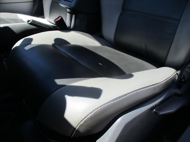 Jeep Compass 2,0 CRD 103kw AWD Limited bez - fotka 18 z 26