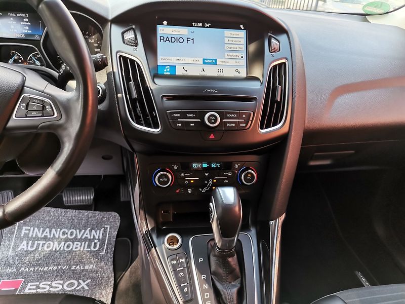 Ford Focus (2018) 1.5i EB 110kw Titanium AUT Xen - fotka 13 z 29
