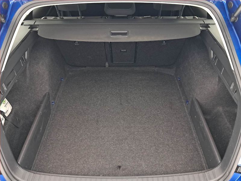 Škoda Octavia (2021) Ambition 2.0 TDI, ČR,1.maj - fotka 14 z 18