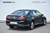 Volkswagen Passat (2017) HIGHLINE 2.0 BiTDI 176kW DSG 4 - náhled 1