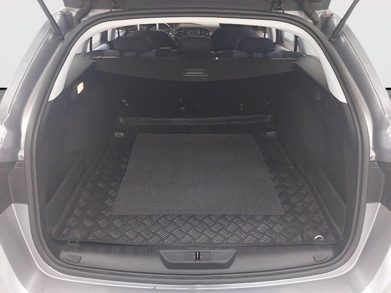 Peugeot 308 (2017) 1.2 PureTech, ČR,1.maj - fotka 14 z 20