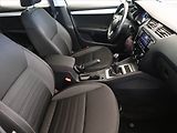 Škoda Octavia (2017) 1.6 TDI, Serv.kniha, Tempomat - náhled 9