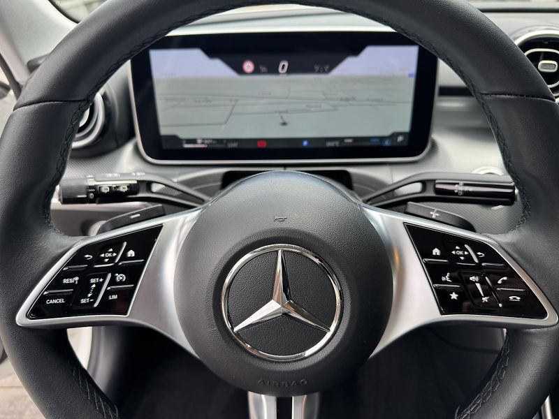 Mercedes-Benz Třídy C (2023) C 220d 4MATIC AVANTGARDE Masáž - fotka 28 z 31