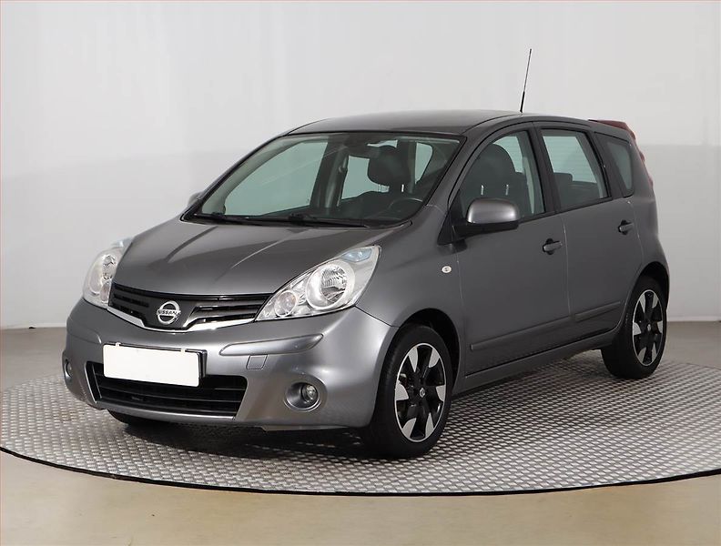 Nissan Note (2012) 1.4, Tempomat - fotka 2 z 17