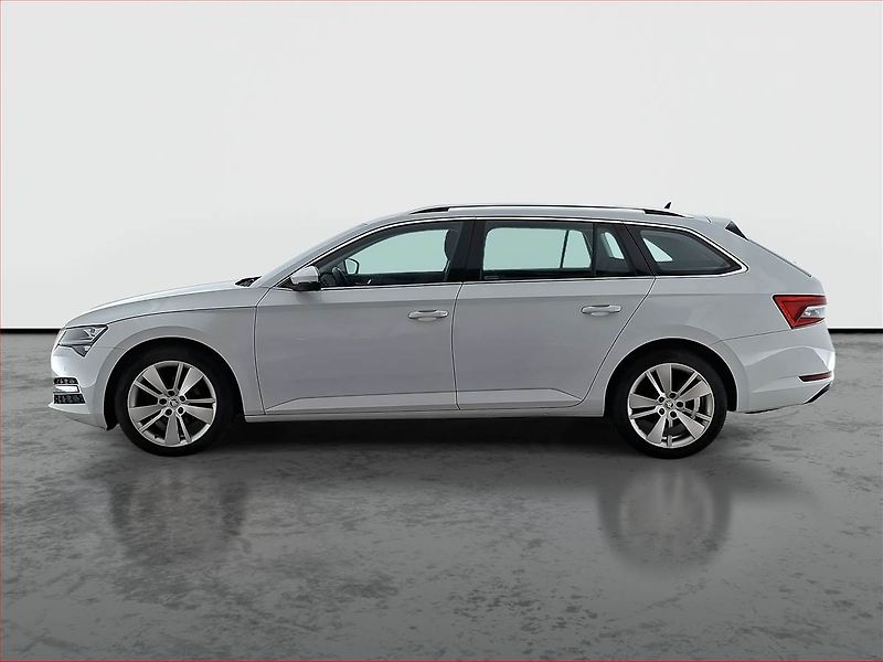 Škoda Superb (2022) Style 2.0 TDI - fotka 3 z 21