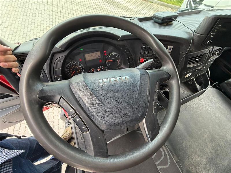 Iveco Trakker 12,9 - fotka 27 z 33