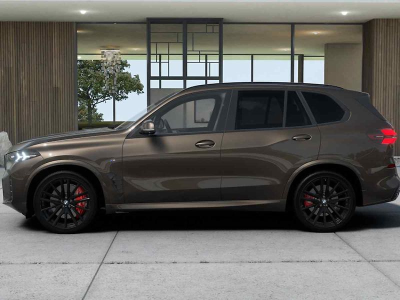 BMW X5 (2026) - fotka 2 z 10