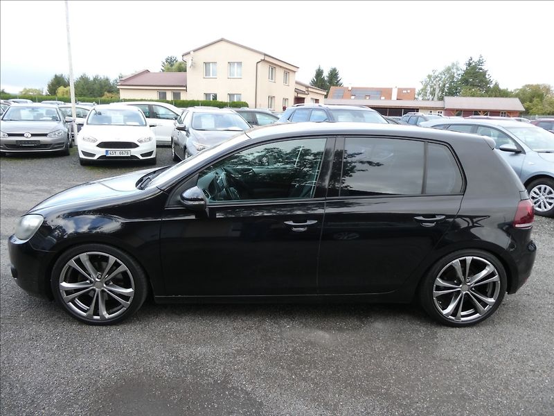 Volkswagen Golf 1,4 TSi 90kW 2xkola,po servise - fotka 6 z 47