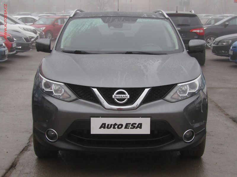 Nissan Qashqai (2016) 1.2 DiG-T 4X2, N-Connecta - fotka 2 z 18