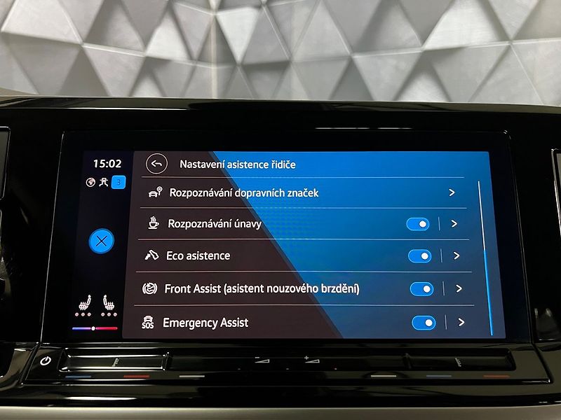 Volkswagen Ostatní 2.0 TDI DSG LIFE EDITION, ACC - fotka 19 z 31