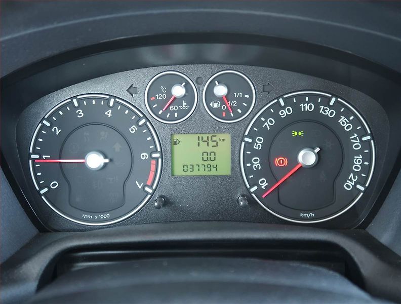 Ford Fusion (2009) 1.4 - fotka 11 z 17