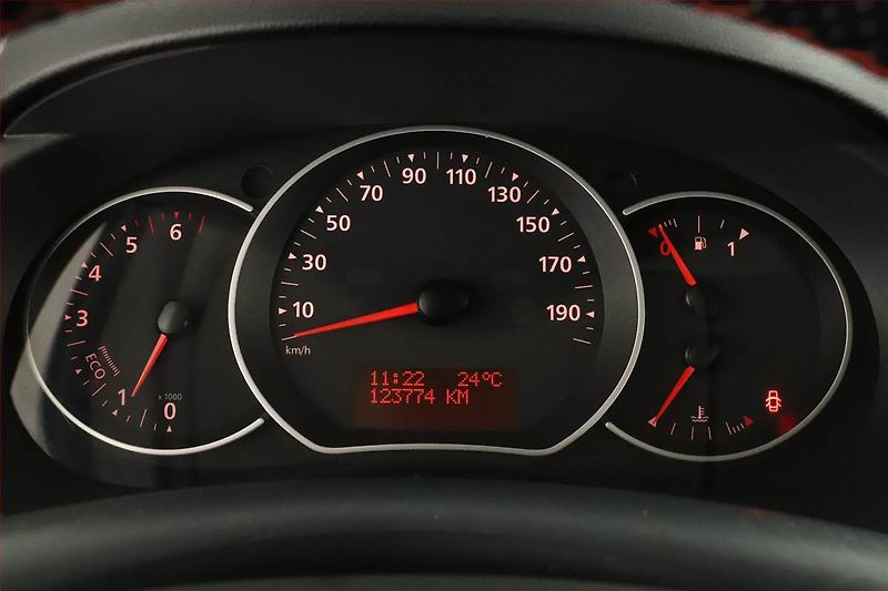 Renault Kangoo (2021) Zen 1.5 dCi, 5Míst, ČR, 1Maj - fotka 8 z 11