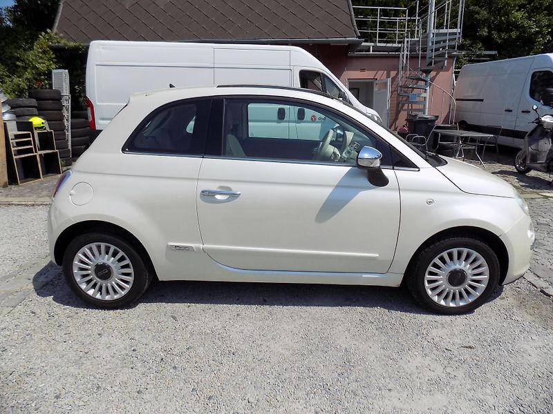 Fiat 500 1,2I 51 KW LOUNGE AUTOKLIMA - fotka 8 z 42