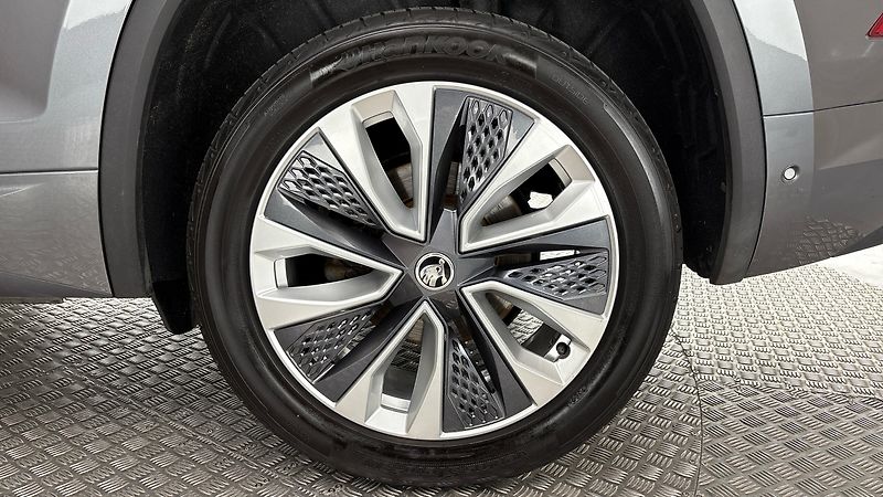 Škoda Kodiaq 2.0 TDI DSG 4x4 L&K - fotka 19 z 36