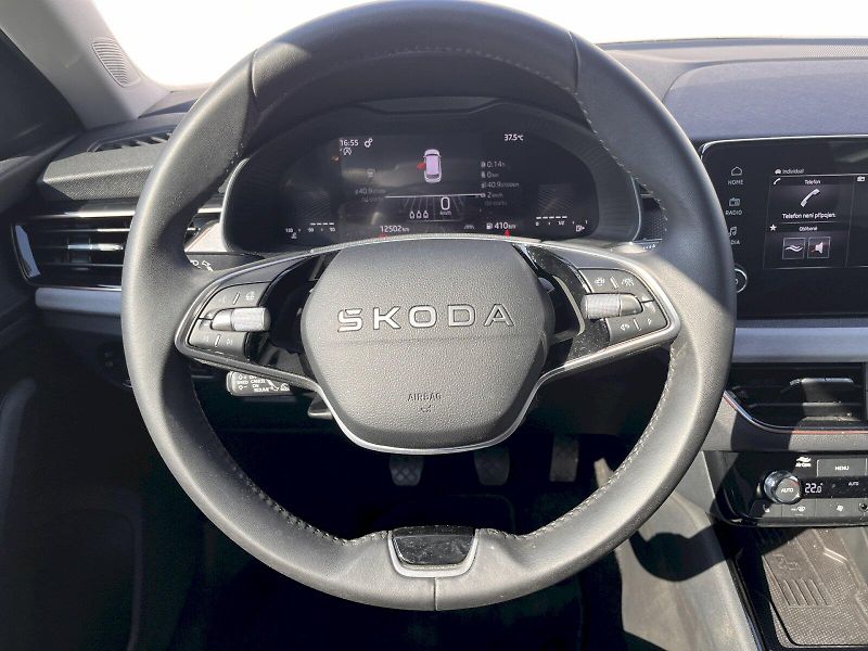 Škoda Kamiq (2025) 1,5TSI 110KW Top Selection - fotka 22 z 25