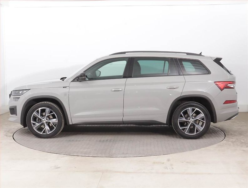 Škoda Kodiaq (2022) Sportline 1.5 TSI - fotka 3 z 18