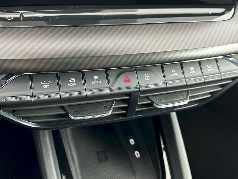 Škoda Octavia (2023) Combi 2.0TSI 180kW RS - fotka 24 z 34